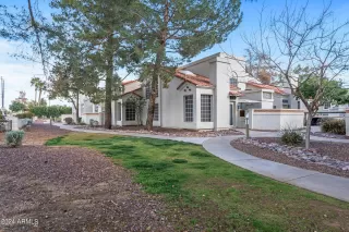 Photo #3: 6675690 Listing