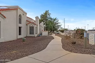 Photo #4: 6675690 Listing