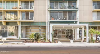 Photo #3: 6675790 Listing