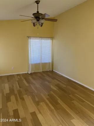 Photo #5: 6675859 Listing