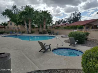 Photo #2: 6675864 Listing