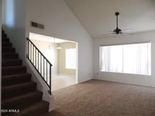 Photo #3: 6675864 Listing