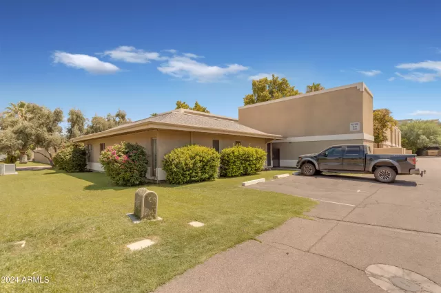 MLS: 6676113 Condo For Sale