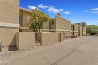 Photo #3: 6676113 Listing 