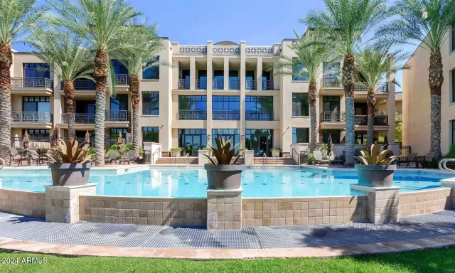 MLS: 6676144 Condo For Sale