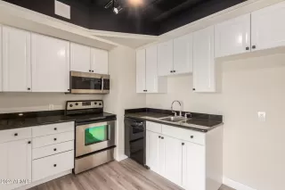 Photo #4: 6676158 Listing