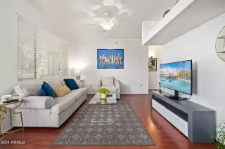 Photo #3: 6676174 Listing 