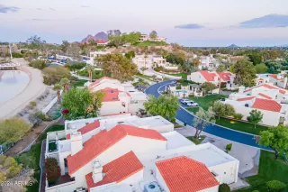 Photo #4: 6676284 Listing