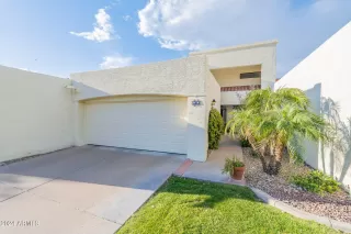 Photo #6: 6676284 Listing