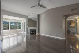 Photo #2: 6676545 Listing