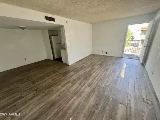 Photo #3: 6676575 Listing 