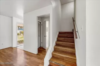 Photo #4: 6676587 Listing 