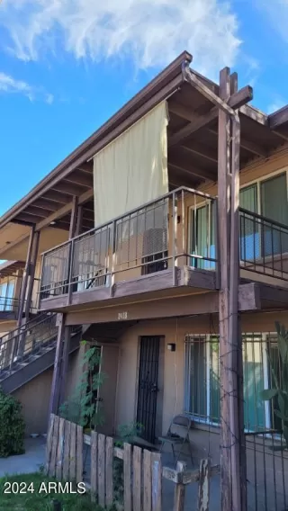 Photo #1: 6676709 Listing