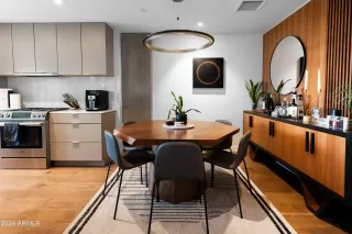 Photo #4: 6676782 Listing