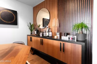 Photo #5: 6676782 Listing