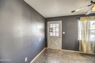 Photo #5: 6676802 Listing 