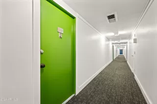 Photo #4: 6676851 Listing