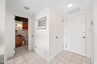 Photo #5: 6676851 Listing