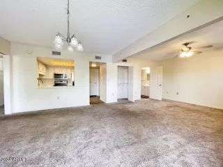 Photo #1: 6676897 Listing