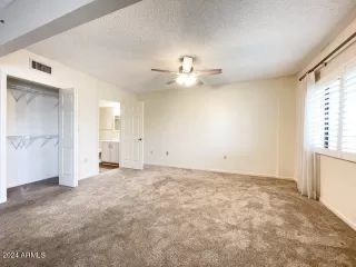 Photo #2: 6676897 Listing