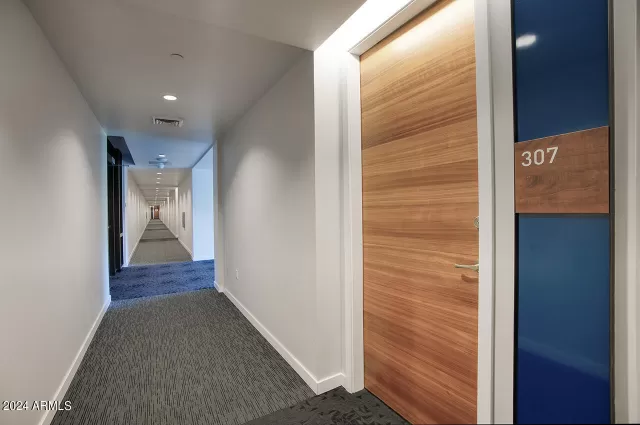 MLS: 6677083 Condo For Sale