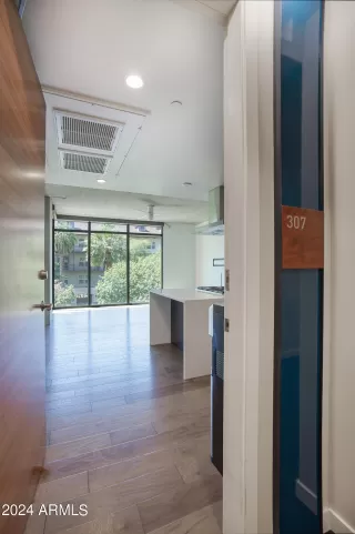 Photo #1: 6677083 Listing 