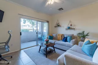 Photo #6: 6677154 Listing