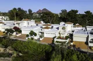 Photo #5: 6677272 Listing