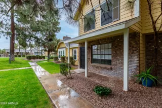 Photo #4: 6677332 Listing