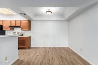 Photo #4: 6677510 Listing 