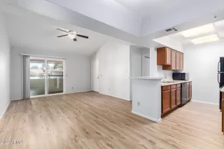 Photo #5: 6677510 Listing 