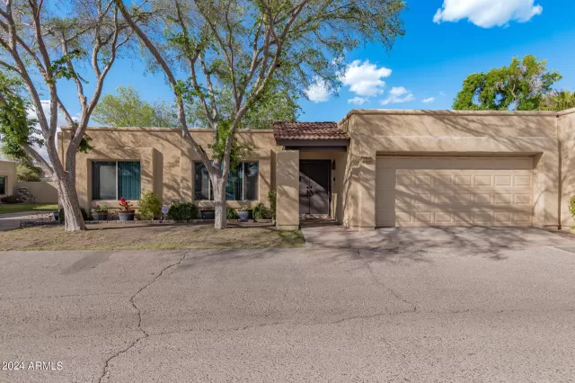 MLS: 6677579 Condo For Sale