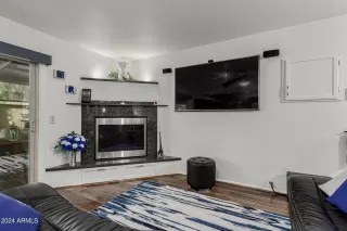 Photo #6: 6677579 Listing