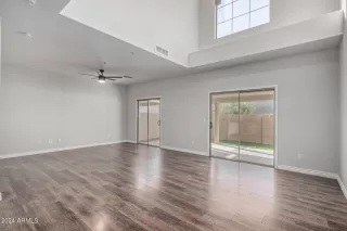 Photo #4: 6677617 Listing 