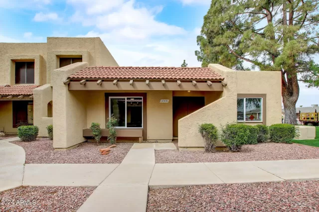 MLS: 6677659 Condo For Sale