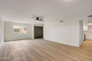 Photo #4: 6677659 Listing 