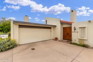 Photo #2: 6677799 Listing