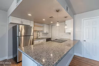 Photo #3: 6678032 Listing 