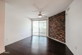 Photo #2: 6678065 Listing 