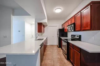 Photo #5: 6678065 Listing 