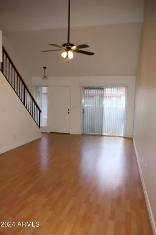 Photo #2: 6678245 Listing