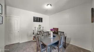 Photo #6: 6678295 Listing