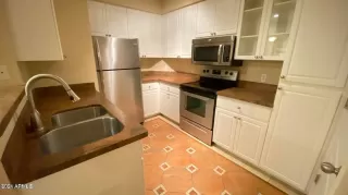 Photo #4: 6678419 Listing 