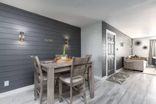 Photo #6: 6678484 Listing 