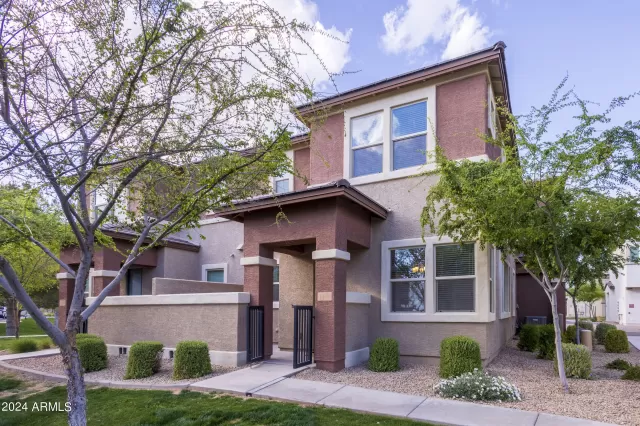 MLS: 6678525 Condo For Sale