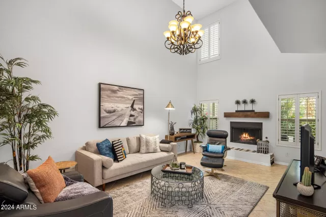 MLS: 6678912 Condo For Sale