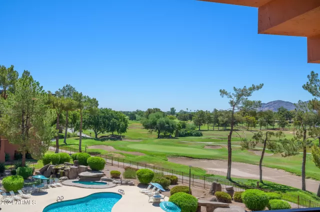 MLS: 6679263 Condo For Sale