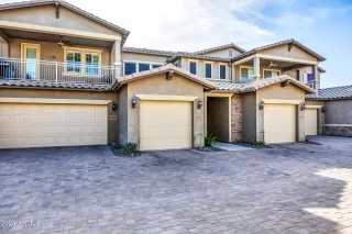Photo #1: 6679364 Listing