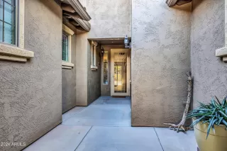 Photo #3: 6679364 Listing