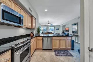Photo #5: 6679364 Listing